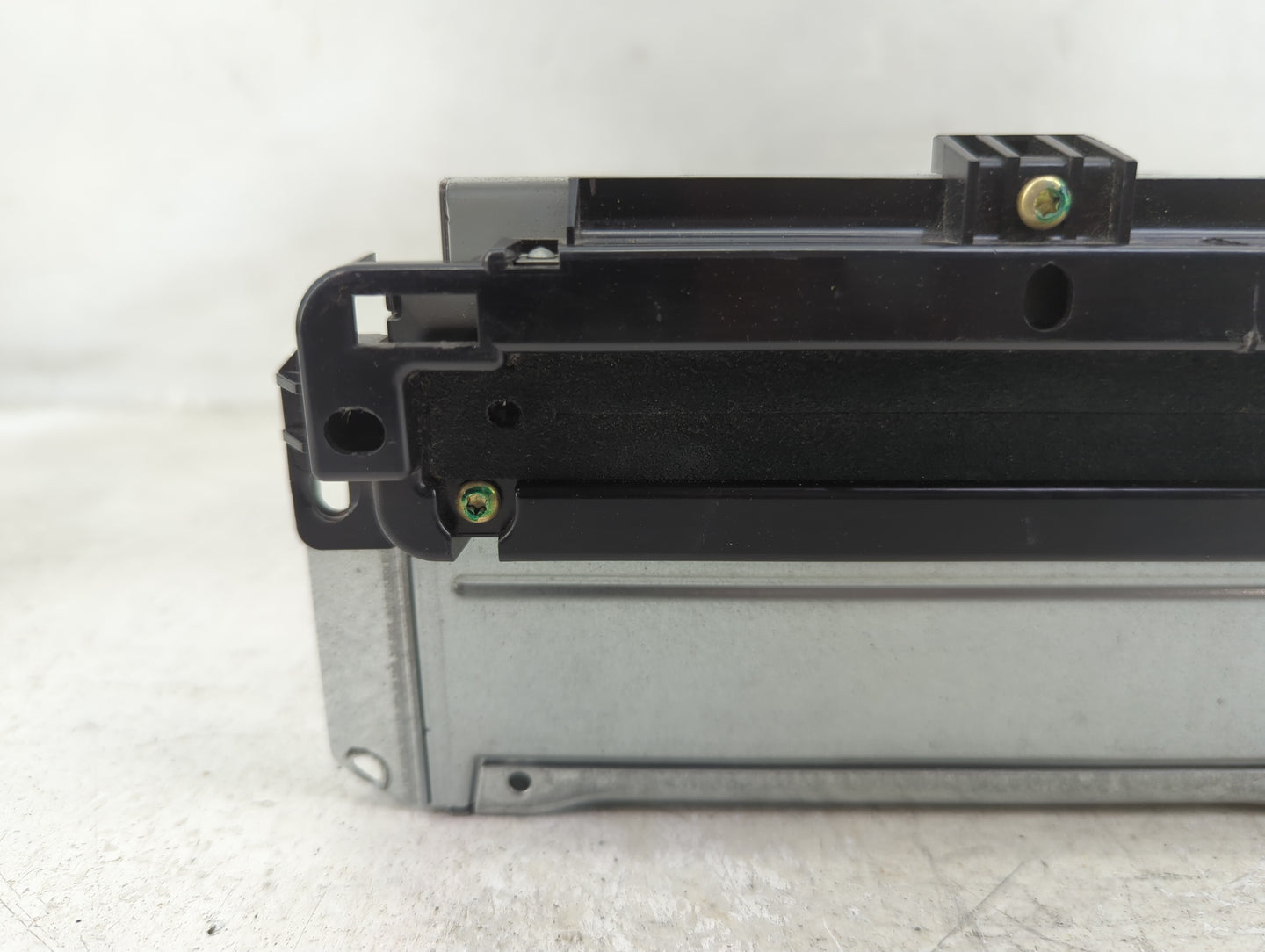 2017 Dodge Journey Radio AM FM Cd Player Receiver Replacement P/N:P68209665AE 68209665AE Fits OEM Used Auto Parts - Oemuseda