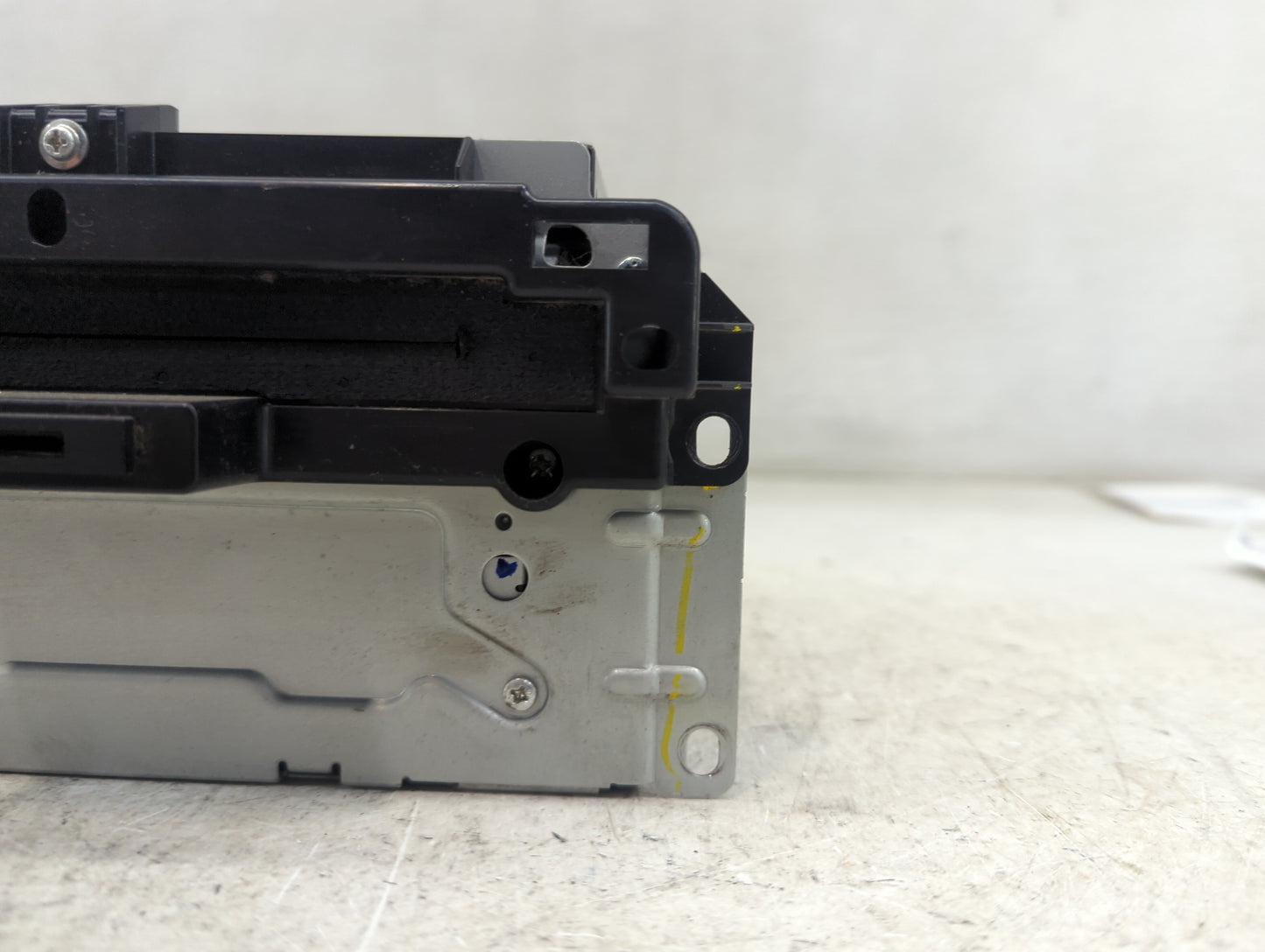 2017 Dodge Journey Radio AM FM Cd Player Receiver Replacement P/N:P68308773AB CN5C-66N631B, V4G4102086-00 Fits OEM Used Auto