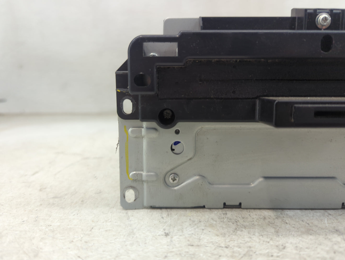 2017 Dodge Journey Radio AM FM Cd Player Receiver Replacement P/N:P68308773AB CN5C-66N631B, V4G4102086-00 Fits OEM Used Auto