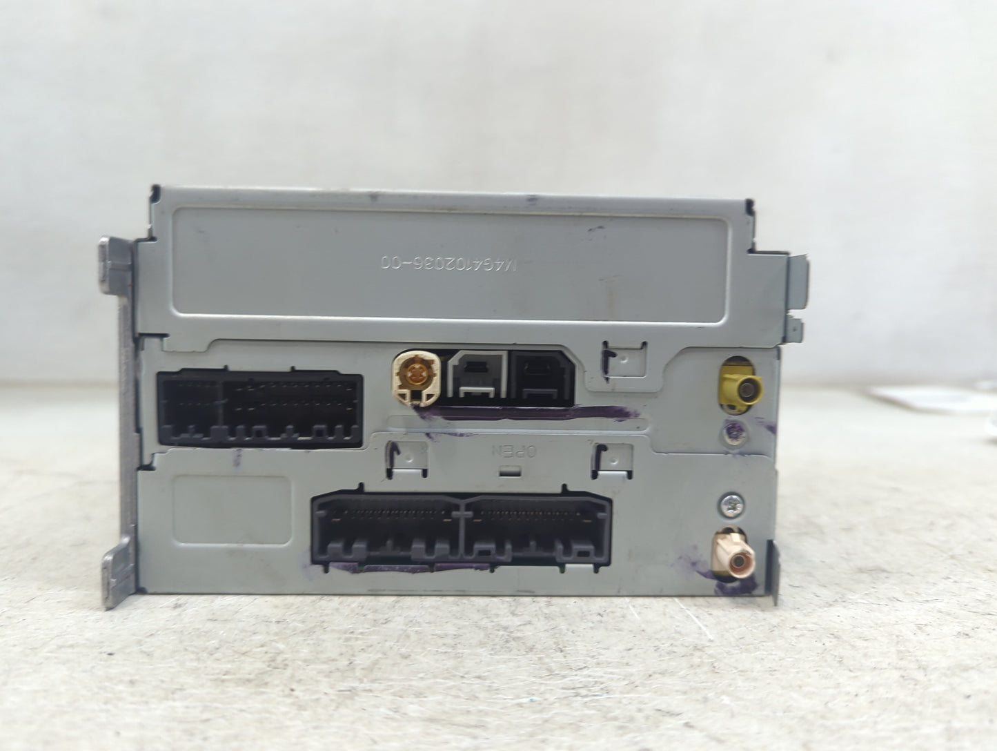 2017 Dodge Journey Radio AM FM Cd Player Receiver Replacement P/N:P68308773AB CN5C-66N631B, V4G4102086-00 Fits OEM Used Auto