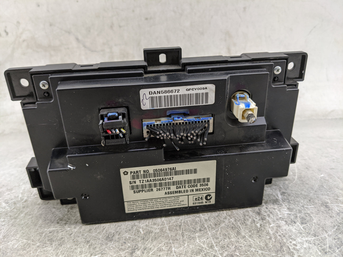 2017 Dodge Journey Information Display Screen 1473028 - Oemusedautoparts1.com