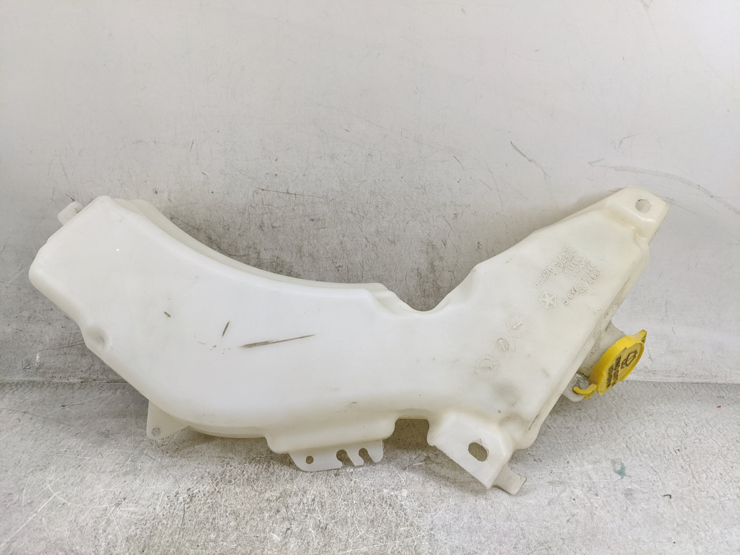 2017 Dodge Journey Windshield Washer Fluid Reservoir Bottle Oem 1476980 - Oemusedautoparts1.com