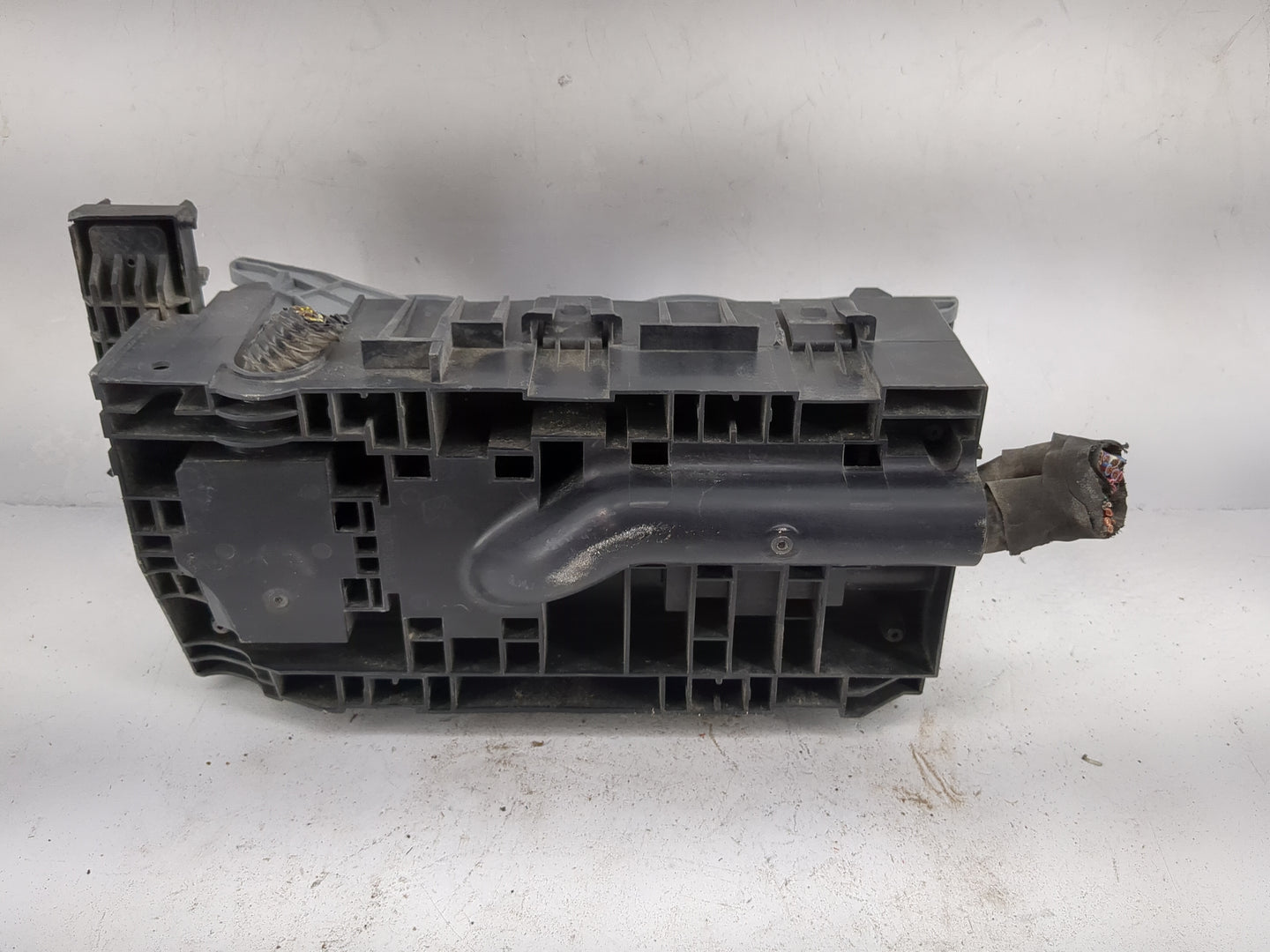2012-2020 Dodge Journey Fusebox Fuse Box Relay Module Tipm 1477422 - Oemusedautoparts1.com