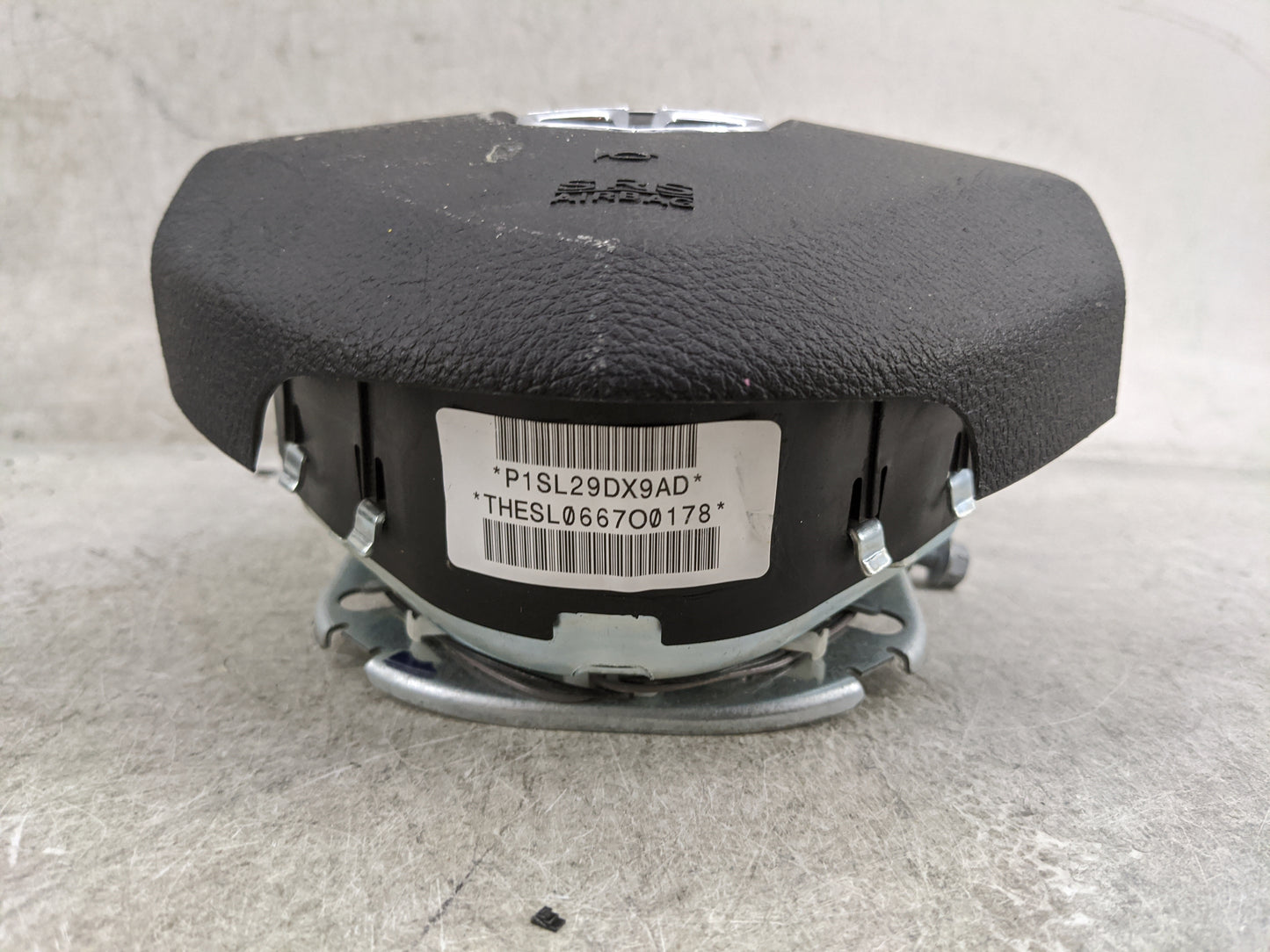 2013-2019 Dodge Journey Air Bag Driver Left Steering Wheel Mounted 1477524 - Oemusedautoparts1.com