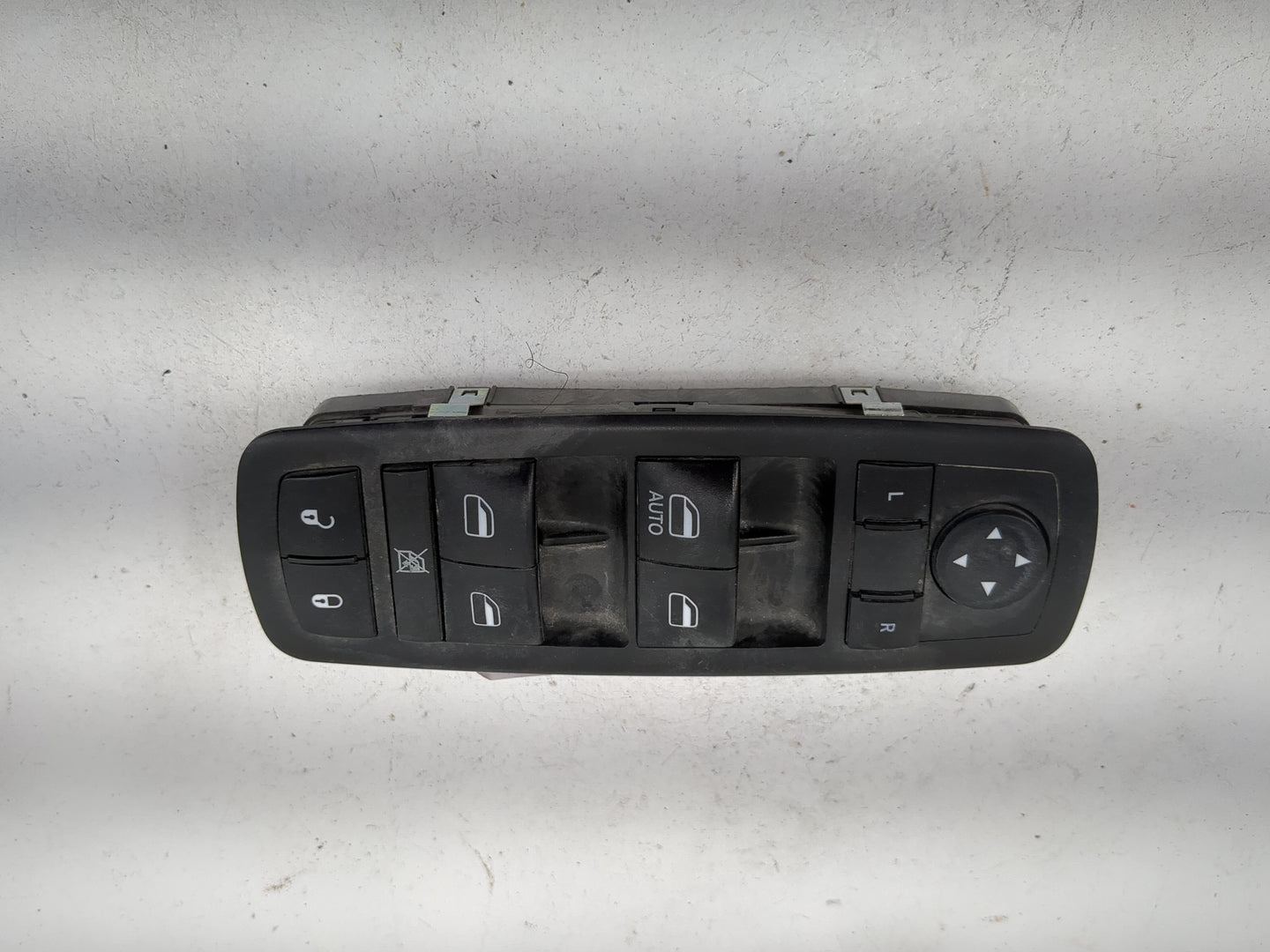 2018-2020 Dodge Journey Master Power Window Switch Replacement Driver Side Left P/N:68307001AB 10139862 Fits Fits 2018 2019 