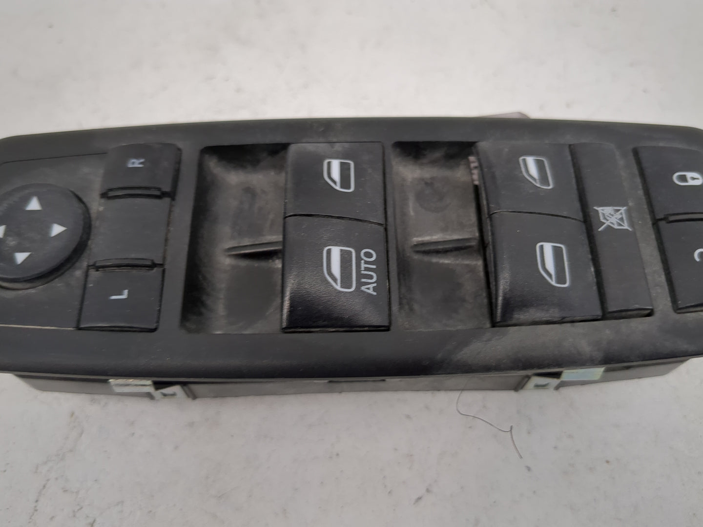 2018-2020 Dodge Journey Master Power Window Switch Replacement Driver Side Left P/N:68307001AB 10139862 Fits Fits 2018 2019 