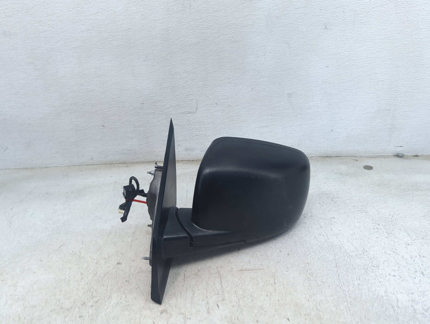 2017 Dodge Journey Driver Side View Mirror - Left Door Mirror OEM Used - Oemusedautoparts1.com