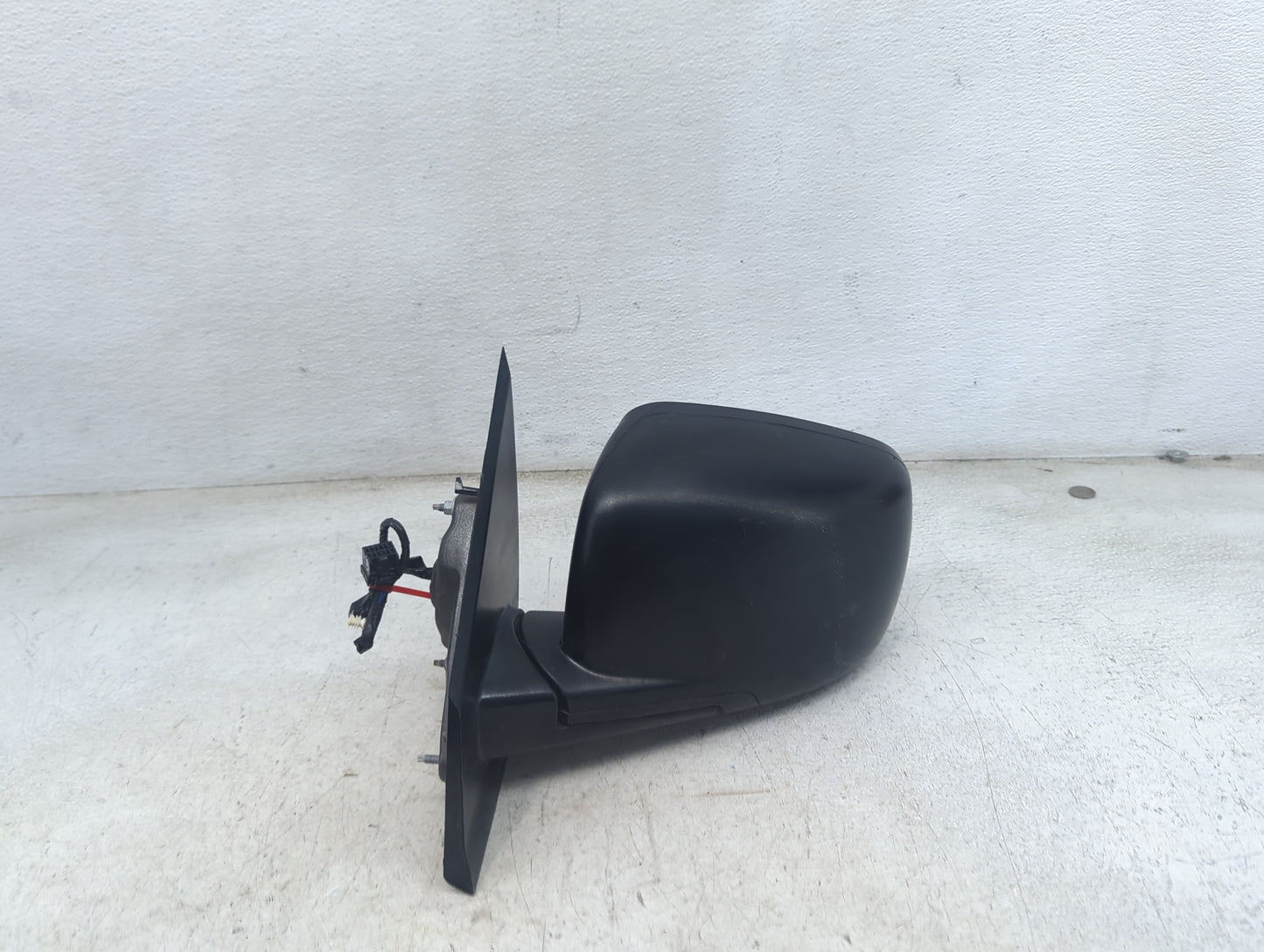 2017 Dodge Journey Driver Side View Mirror - Left Door Mirror OEM Used - Oemusedautoparts1.com
