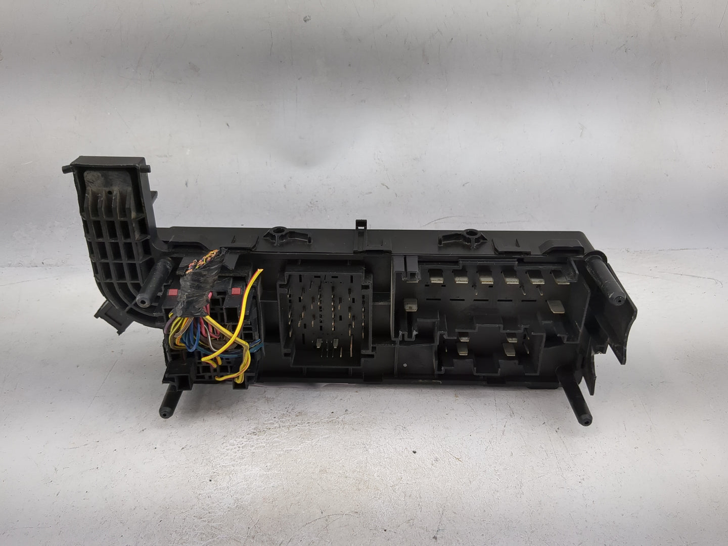 2012-2020 Dodge Journey Fusebox Fuse Box Relay Module Tipm 68143317af 1479931 - Oemusedautoparts1.com