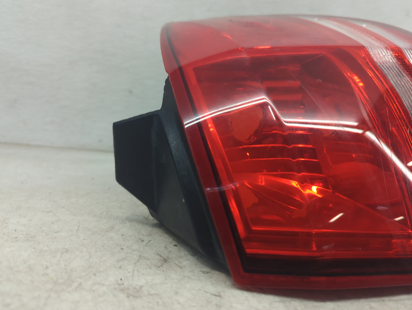 2017 Dodge Journey Tail Light Assembly Passenger Right OEM P/N:05116529AH Fits OEM Used Auto Parts - Oemusedautoparts1.com