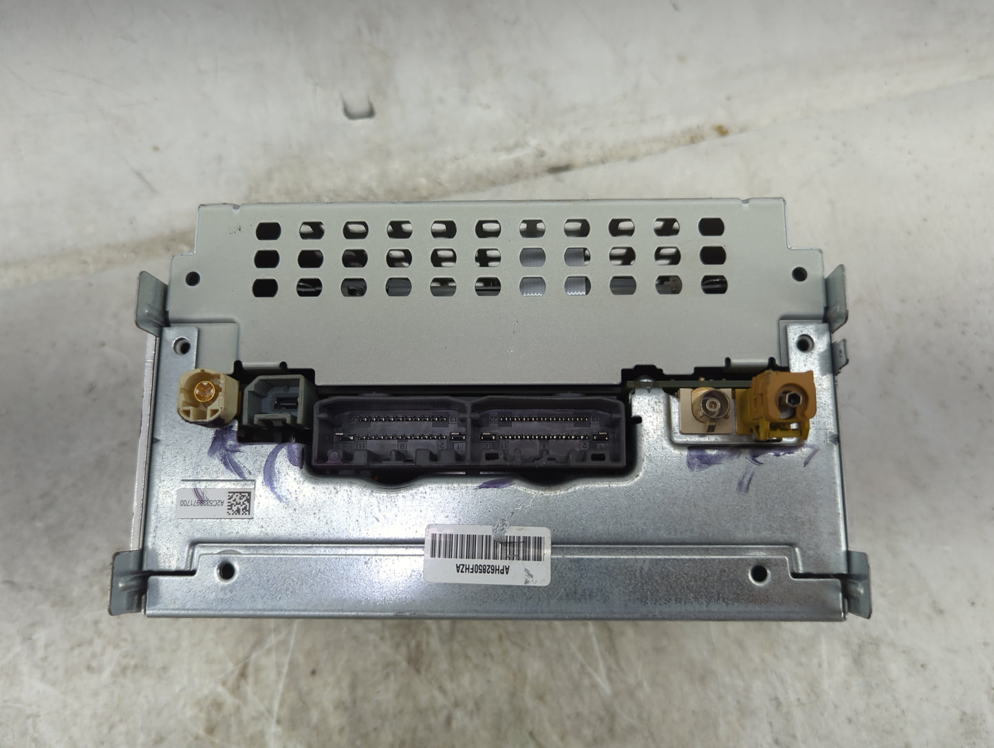 2018-2020 Dodge Journey Radio AM FM Cd Player Receiver Replacement P/N:P68209665AE APH6295QFHZA Fits Fits 2018 2019 2020 OEM