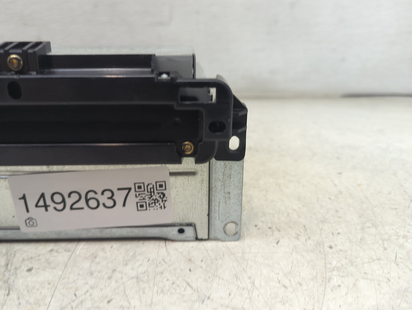 2017 Dodge Journey Radio AM FM Cd Player Receiver Replacement P/N:P68209666AF A2C0168540O Fits OEM Used Auto Parts - Oemused