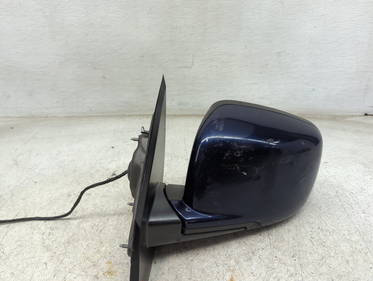 2017 Dodge Journey Driver Side View Mirror - Left Door Mirror OEM Used - Oemusedautoparts1.com