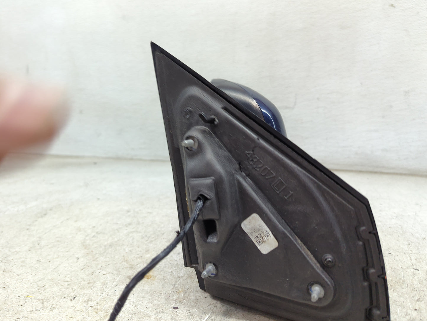 2017 Dodge Journey Driver Side View Mirror - Left Door Mirror OEM Used - Oemusedautoparts1.com