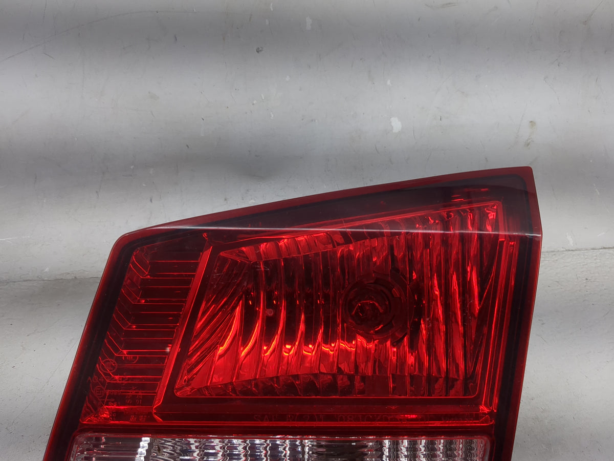 2017 Dodge Journey Passenger Right Side Deck Lid Mounted Tail Light Red - Oemusedautoparts1.com