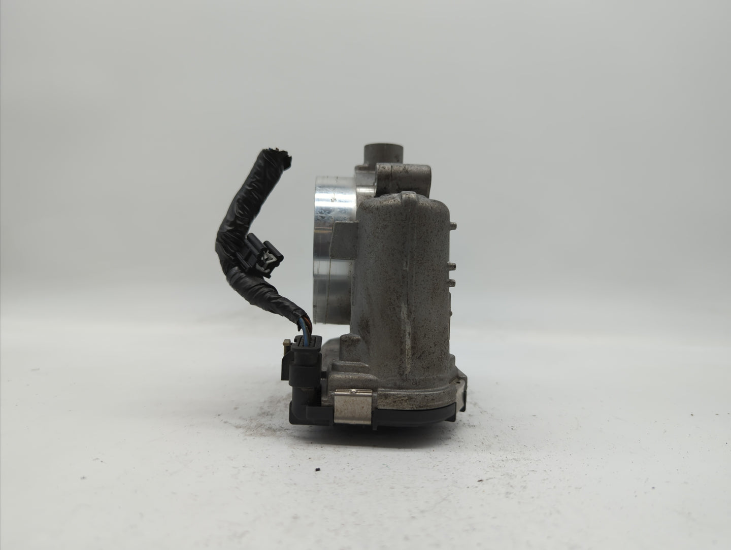 2011-2017 Dodge Journey Throttle Body P/N:05184349AF 05184349AD, 05184349AB Fits Fits 2011 2012 2013 2014 2015 2016 2017 201