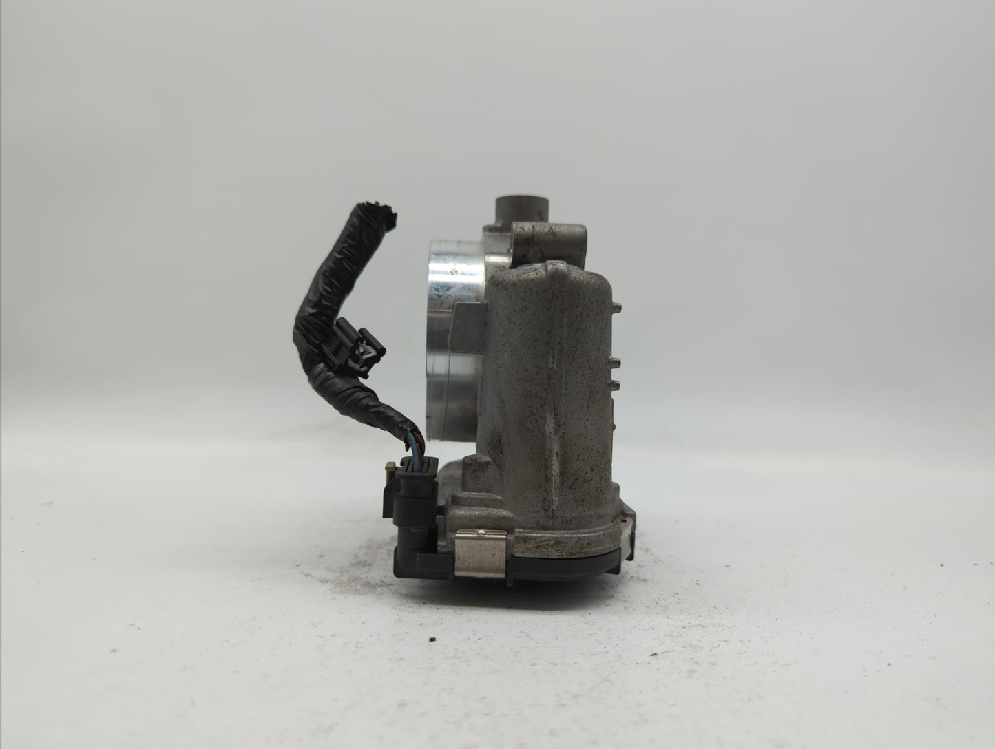 2011-2017 Dodge Journey Throttle Body P/N:05184349AF 05184349AD, 05184349AB Fits Fits 2011 2012 2013 2014 2015 2016 2017 201