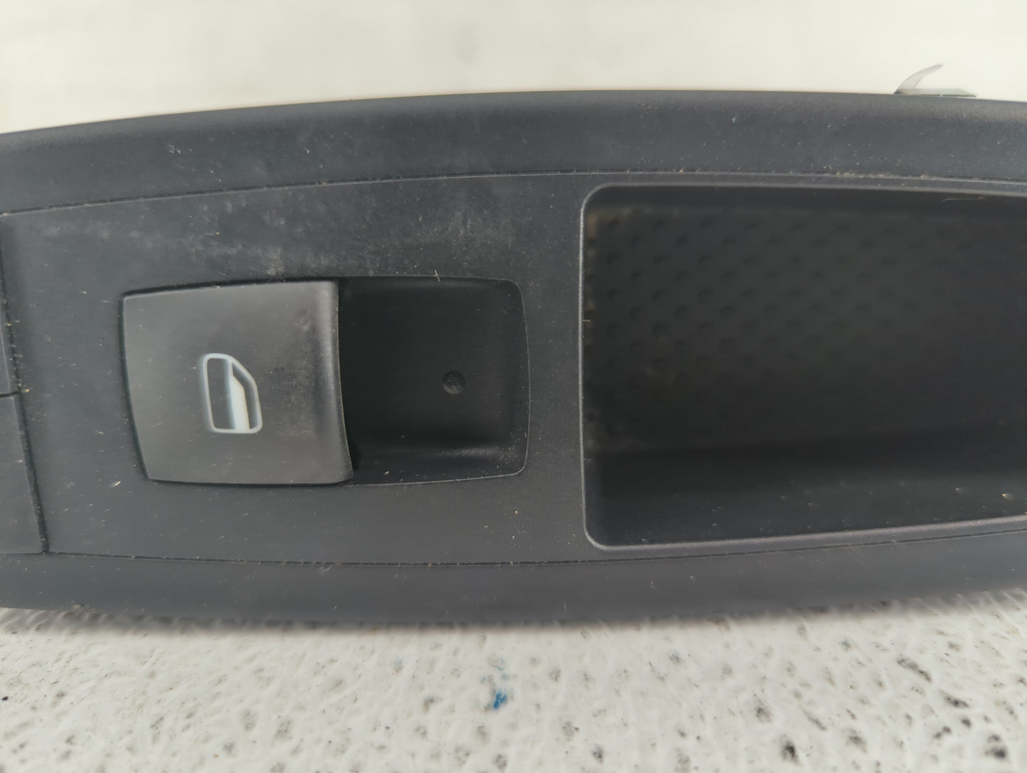 2017 Dodge Journey Passenger Right Power Window Switch - Oemusedautoparts1.com