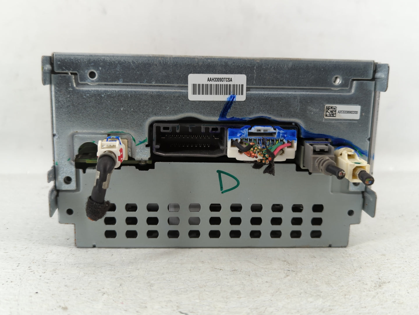 2017 Dodge Journey Am Fm Cd Player Radio Receiver - Oemusedautoparts1.com