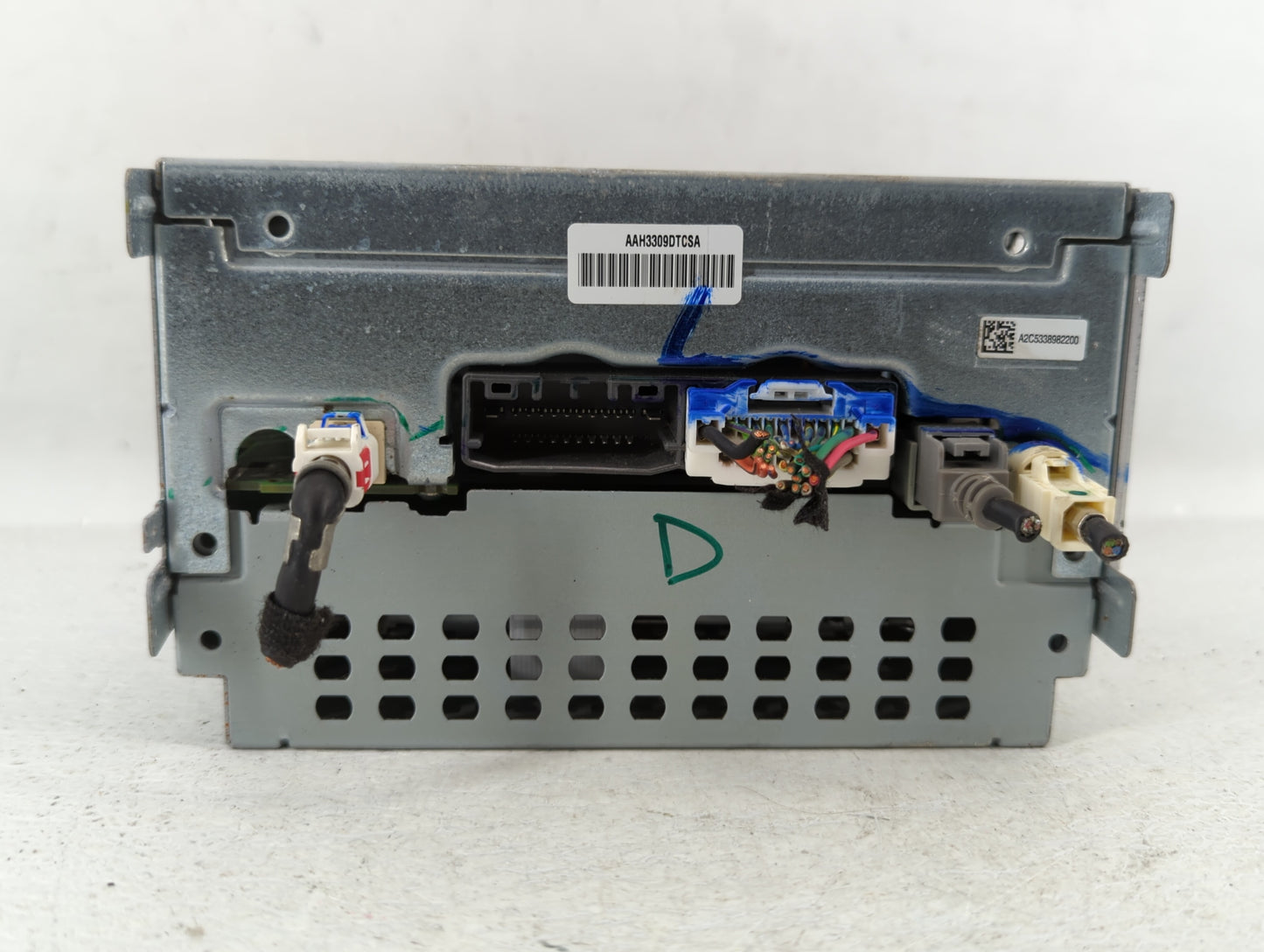 2017 Dodge Journey Am Fm Cd Player Radio Receiver - Oemusedautoparts1.com