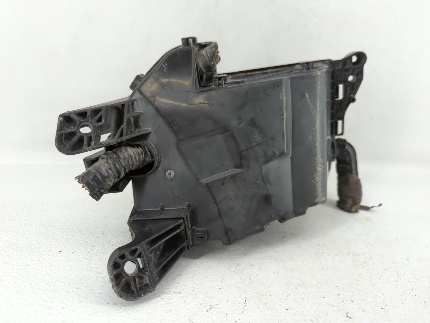 2017 Dodge Journey Fusebox Fuse Box Panel Relay Module P/N:82662-53120 Fits OEM Used Auto Parts - Oemusedautoparts1.com