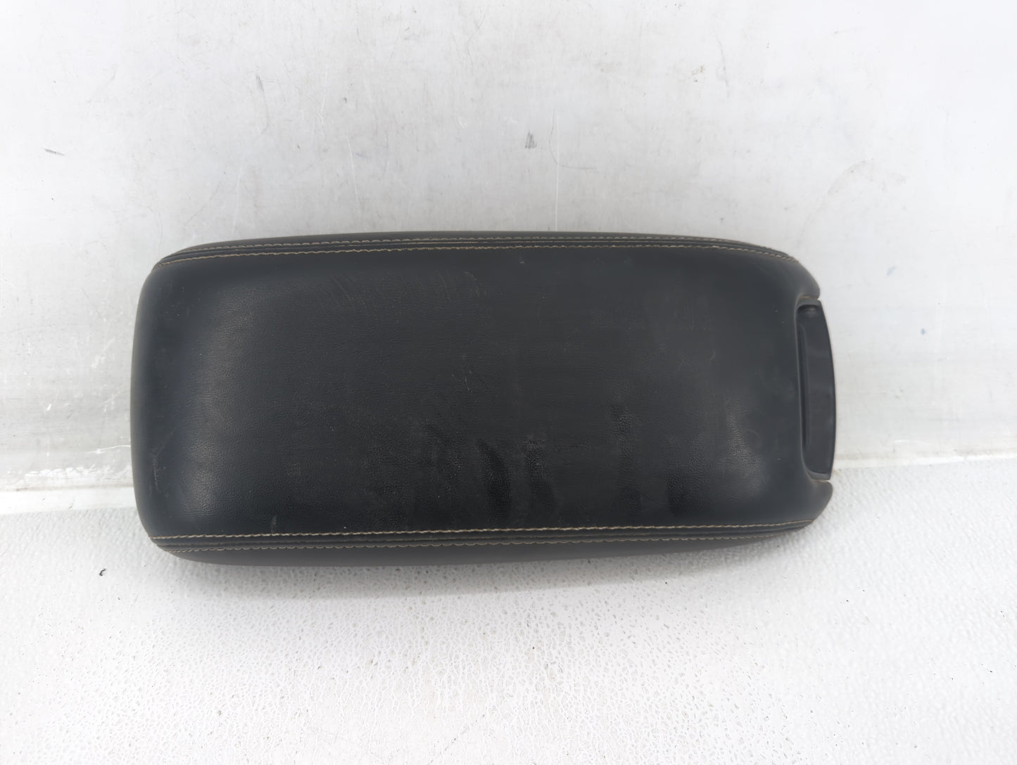 2017 Dodge Journey Center Console Armrest Cover Lid Black - Oemusedautoparts1.com