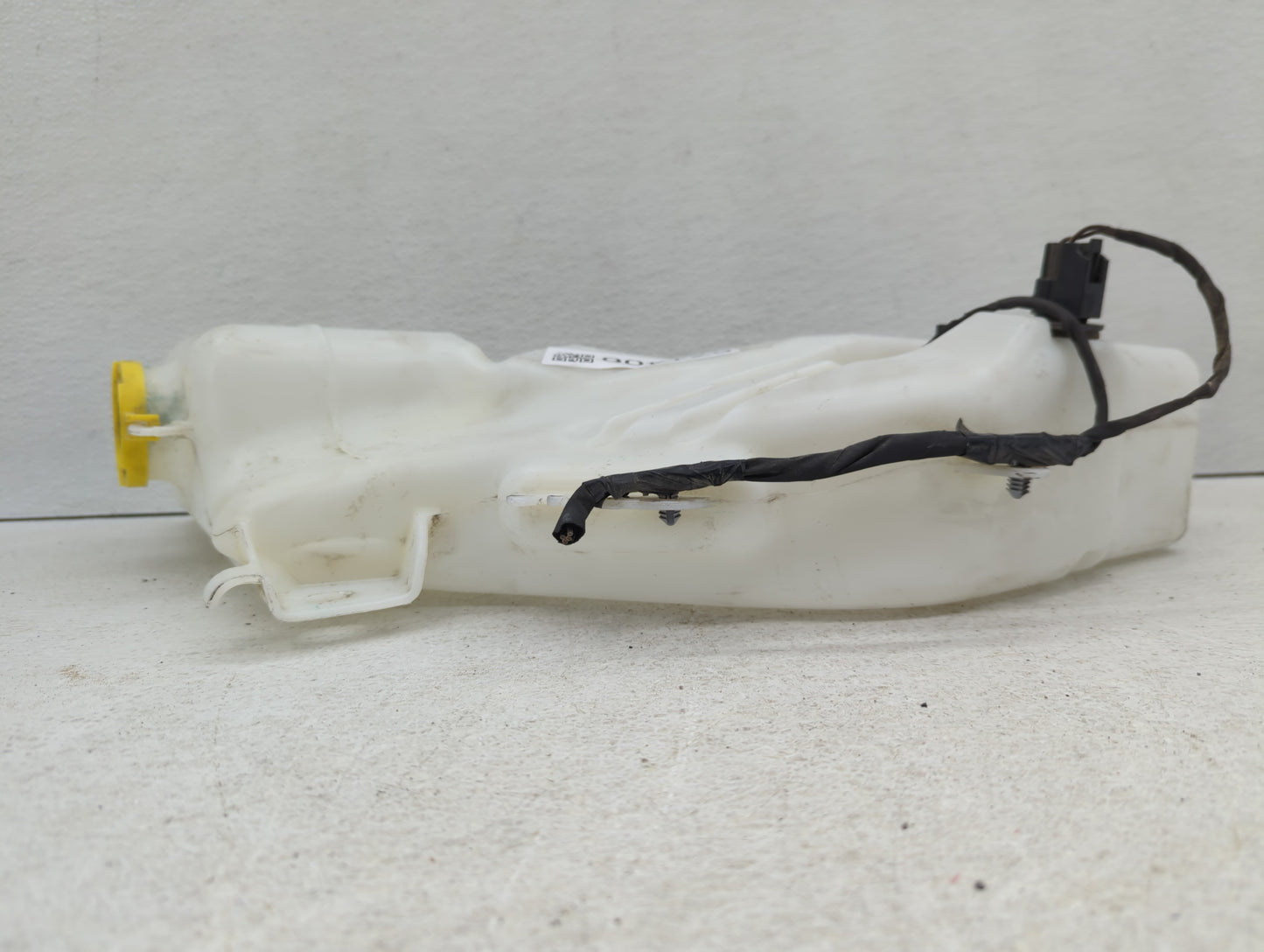 2017 Dodge Journey Windshield Washer Fluid Reservoir Bottle Oem - Oemusedautoparts1.com