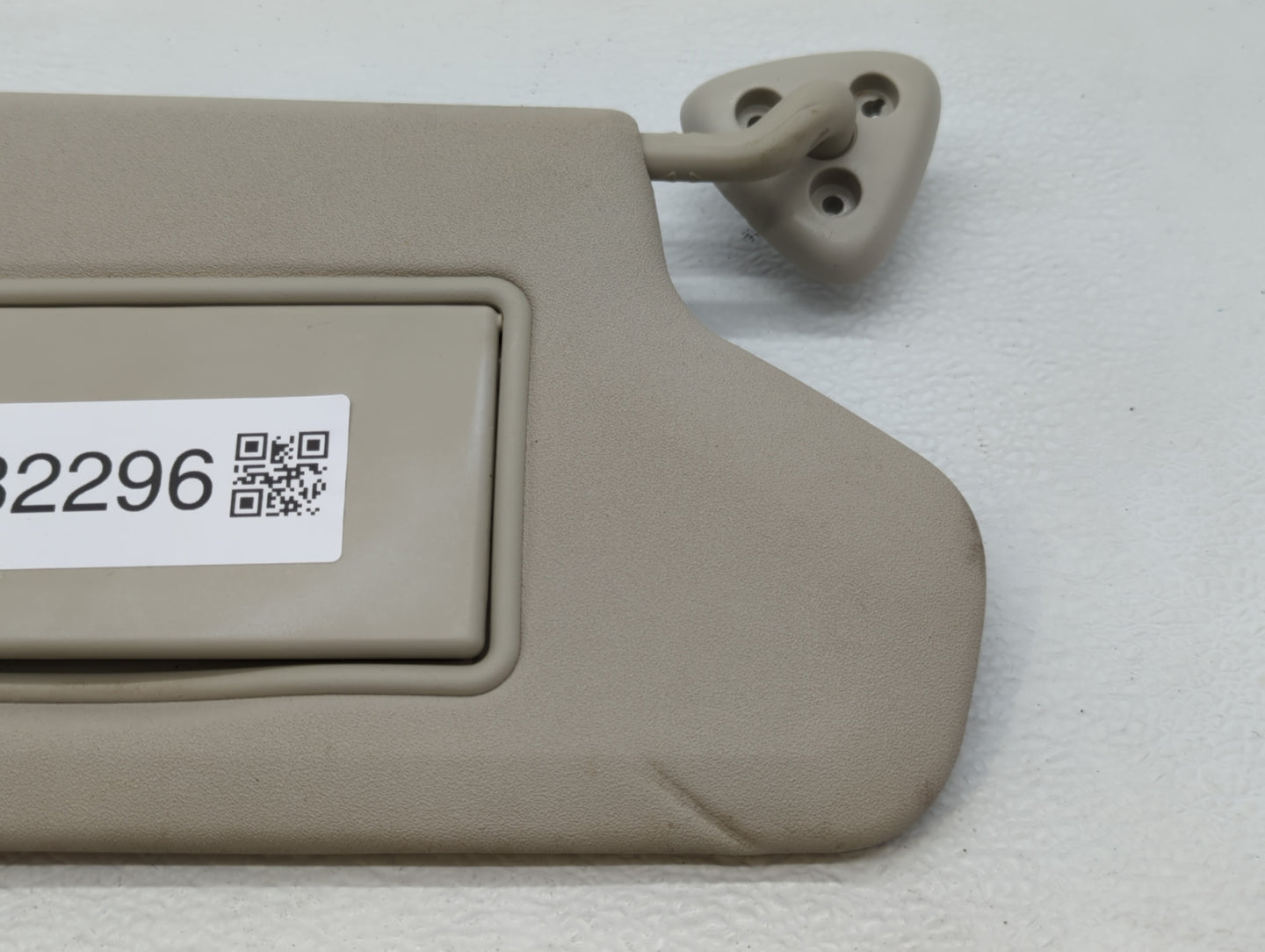 2017 Dodge Journey Sun Visor Shade Replacement Passenger Right Mirror Fits OEM Used Auto Parts - Oemusedautoparts1.com