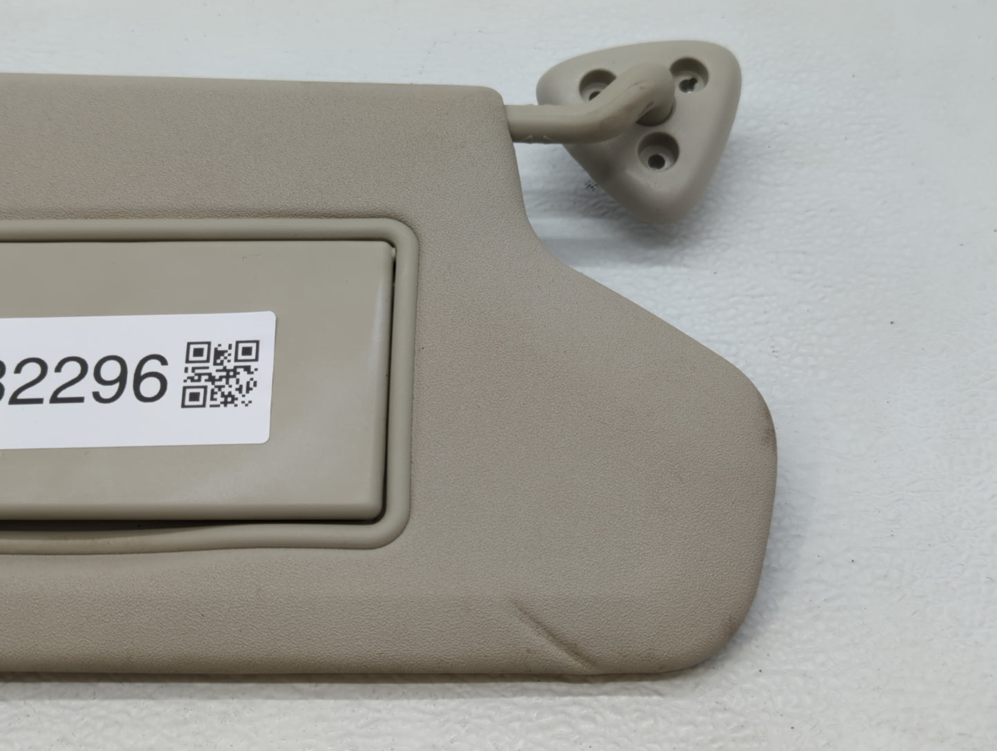 2017 Dodge Journey Sun Visor Shade Replacement Passenger Right Mirror Fits OEM Used Auto Parts - Oemusedautoparts1.com