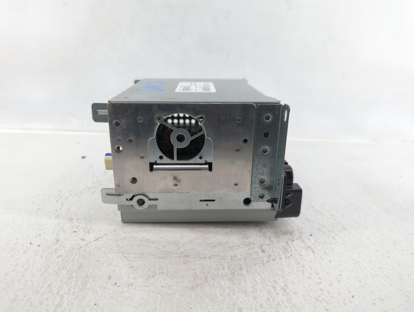 2017 Dodge Journey Radio AM FM Cd Player Receiver Replacement P/N:P68209666AE Fits OEM Used Auto Parts - Oemusedautoparts1.c