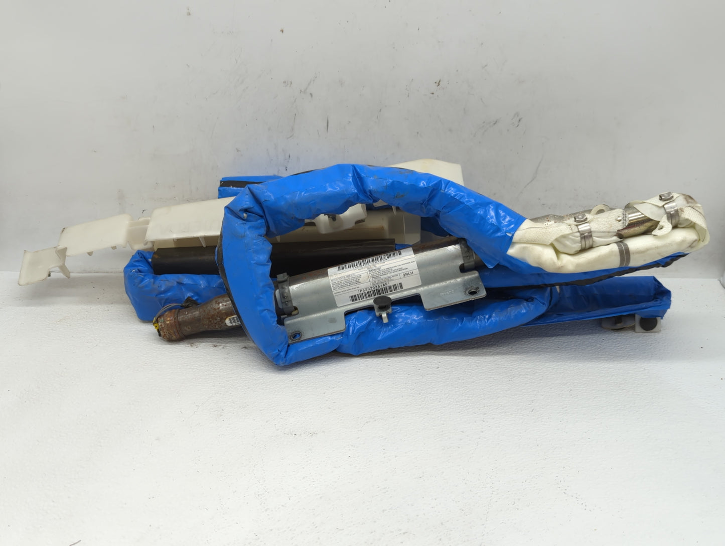2017 Dodge Journey Air Bag Driver Left Steering Wheel Mounted P/N:4KM 52H ER P52029351AF Fits OEM Used Auto Parts - Oemuseda