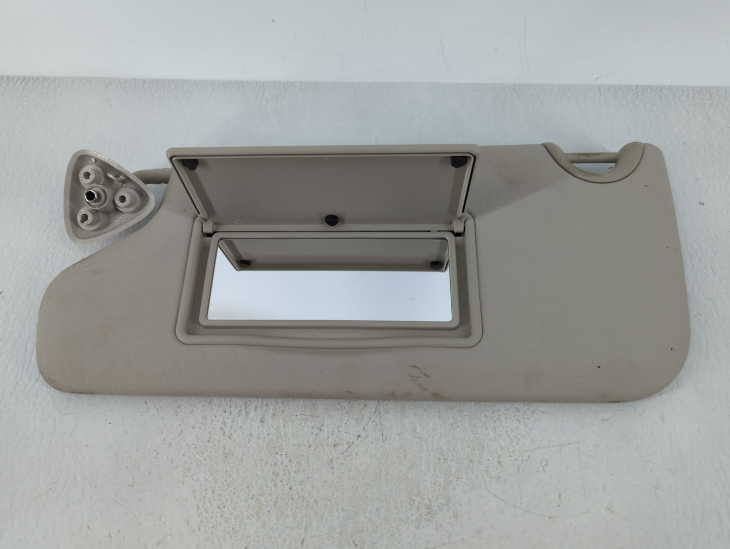 2017 Dodge Journey Sun Visor Shade Replacement Driver Left Mirror Fits OEM Used Auto Parts - Oemusedautoparts1.com
