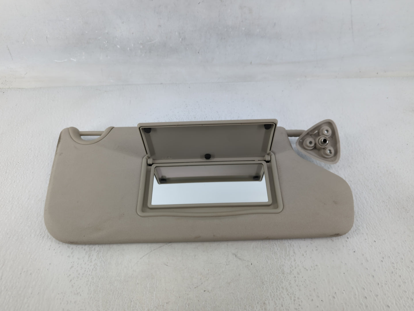 2017 Dodge Journey Sun Visor Shade Replacement Passenger Right Mirror Fits OEM Used Auto Parts - Oemusedautoparts1.com