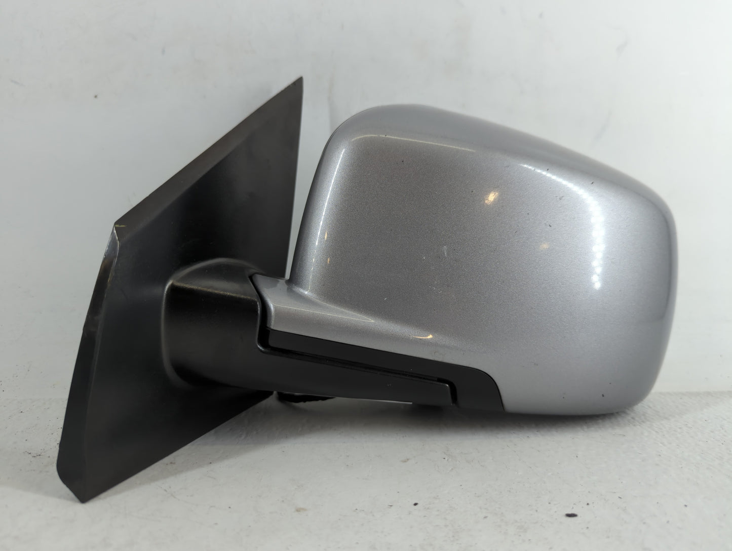 2017 Dodge Journey Driver Side View Mirror - Left Door Mirror OEM Used - Oemusedautoparts1.com