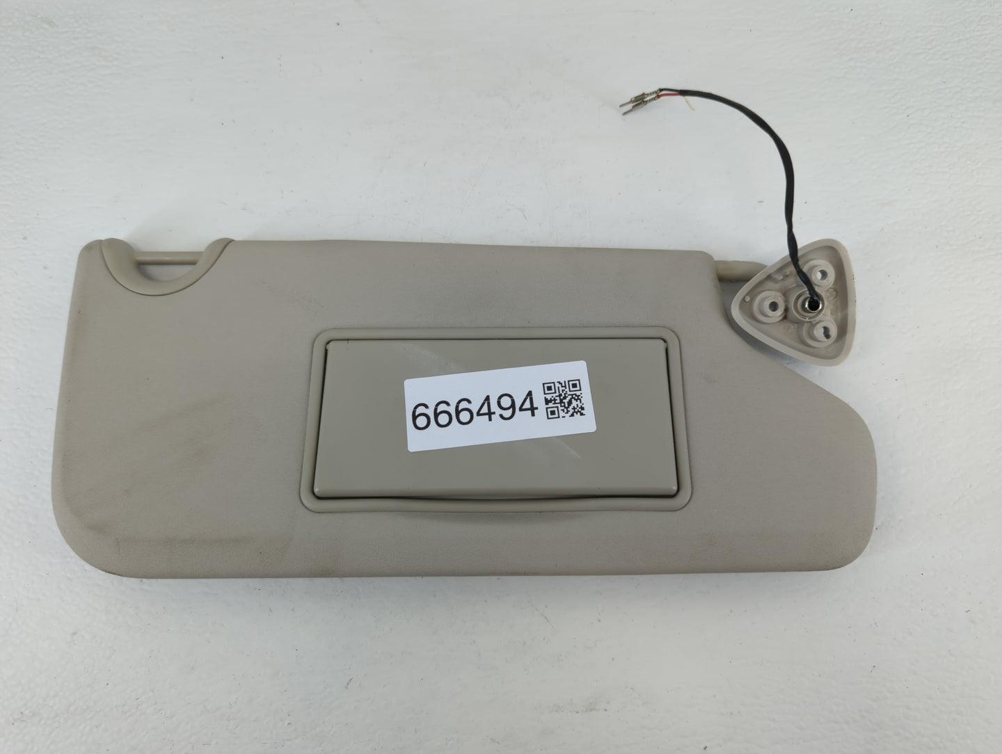 2011-2020 Dodge Journey Sun Visor Shade Replacement Passenger Right Mirror Fits OEM Used Auto Parts - Oemusedautoparts1.com
