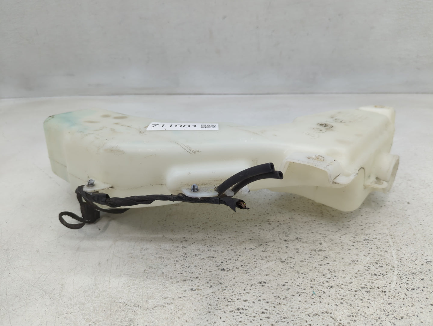 2017 Dodge Journey Windshield Washer Fluid Reservoir Bottle Oem - Oemusedautoparts1.com