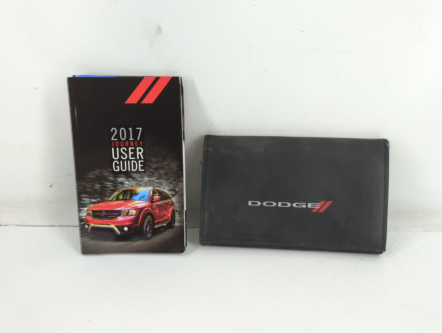 2017 Dodge Journey Owners Manual Book Guide P/N:17JC49-926-AA OEM Used Auto Parts - Oemusedautoparts1.com