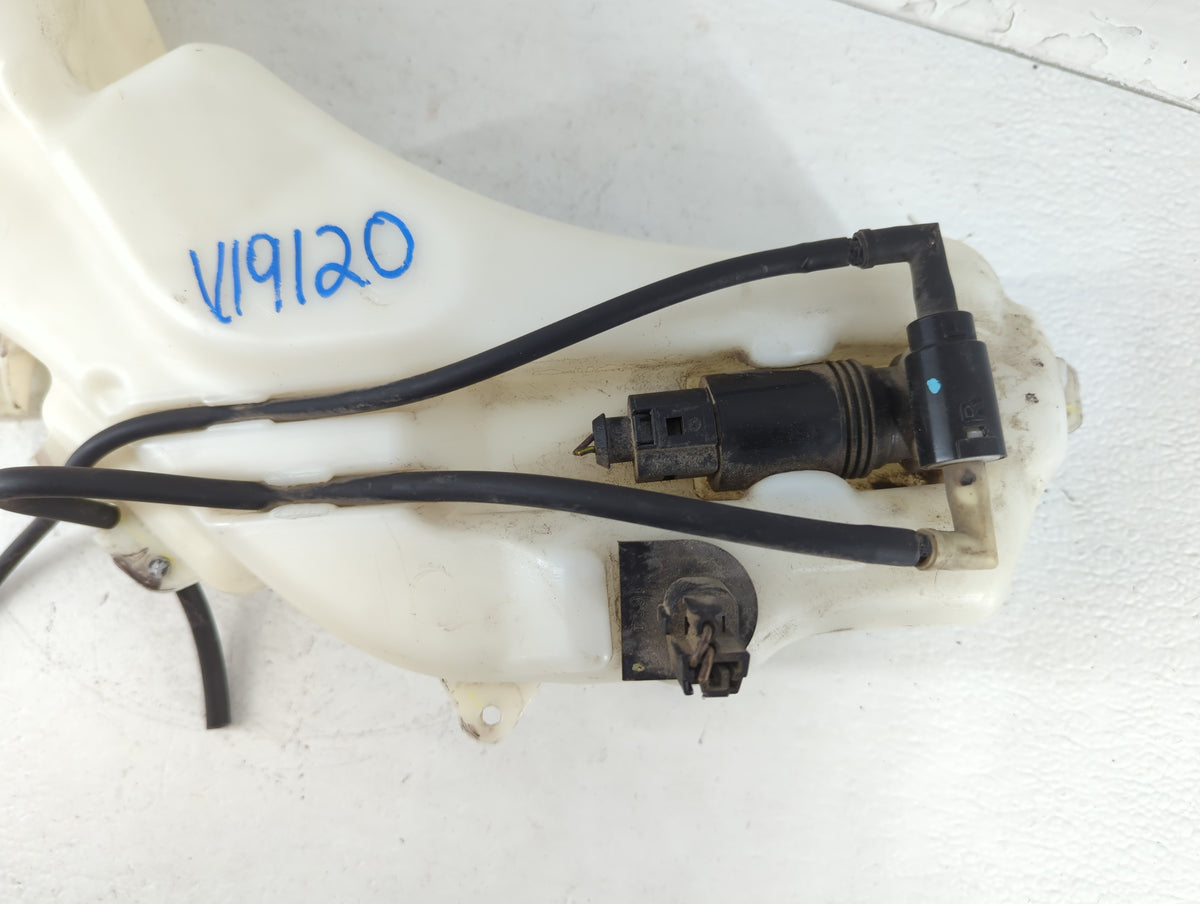 2017 Dodge Journey Windshield Washer Fluid Reservoir Bottle 718156 - Oemusedautoparts1.com