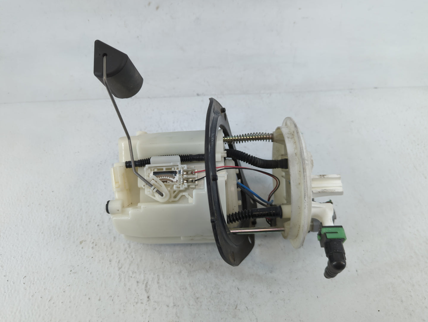 2009-2020 Dodge Journey Electrical Gas Fuel Pump Assembly - Oemusedautoparts1.com