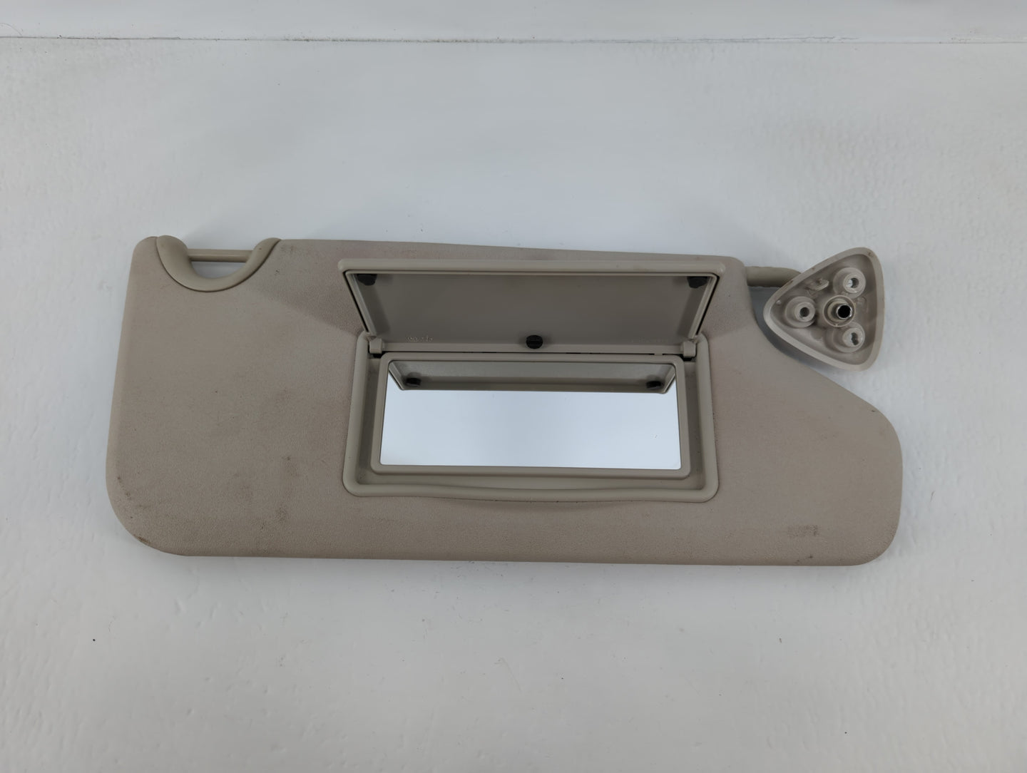 2017 Dodge Journey Sun Visor Shade Replacement Passenger Right Mirror Fits OEM Used Auto Parts - Oemusedautoparts1.com