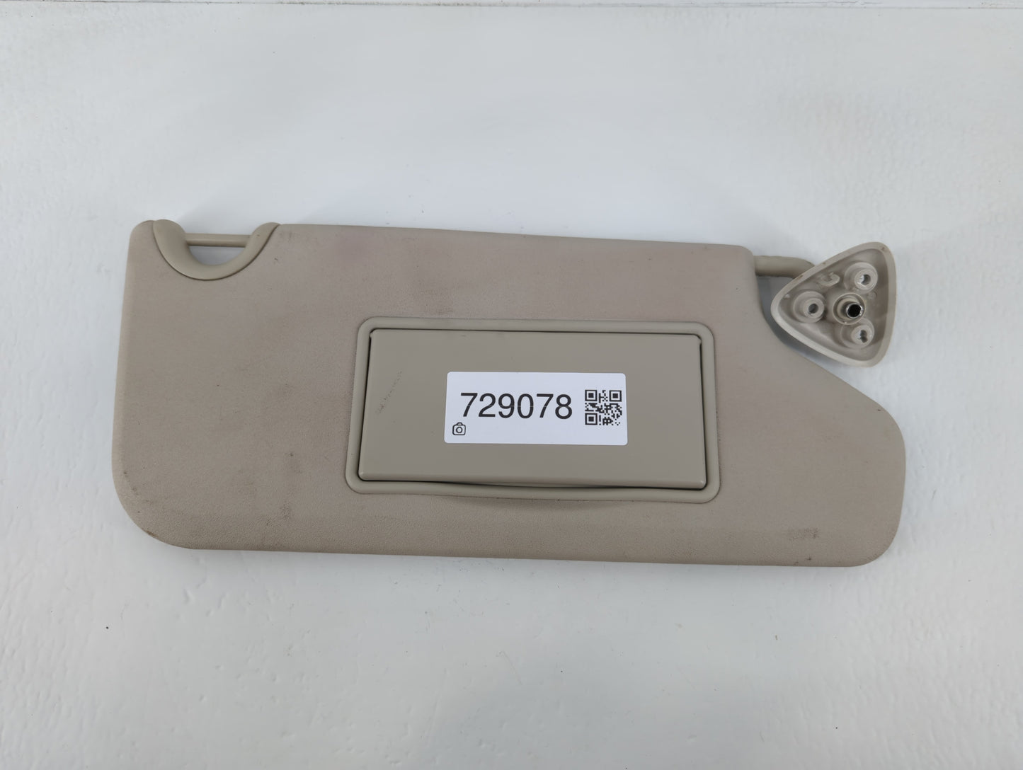 2017 Dodge Journey Sun Visor Shade Replacement Passenger Right Mirror Fits OEM Used Auto Parts - Oemusedautoparts1.com