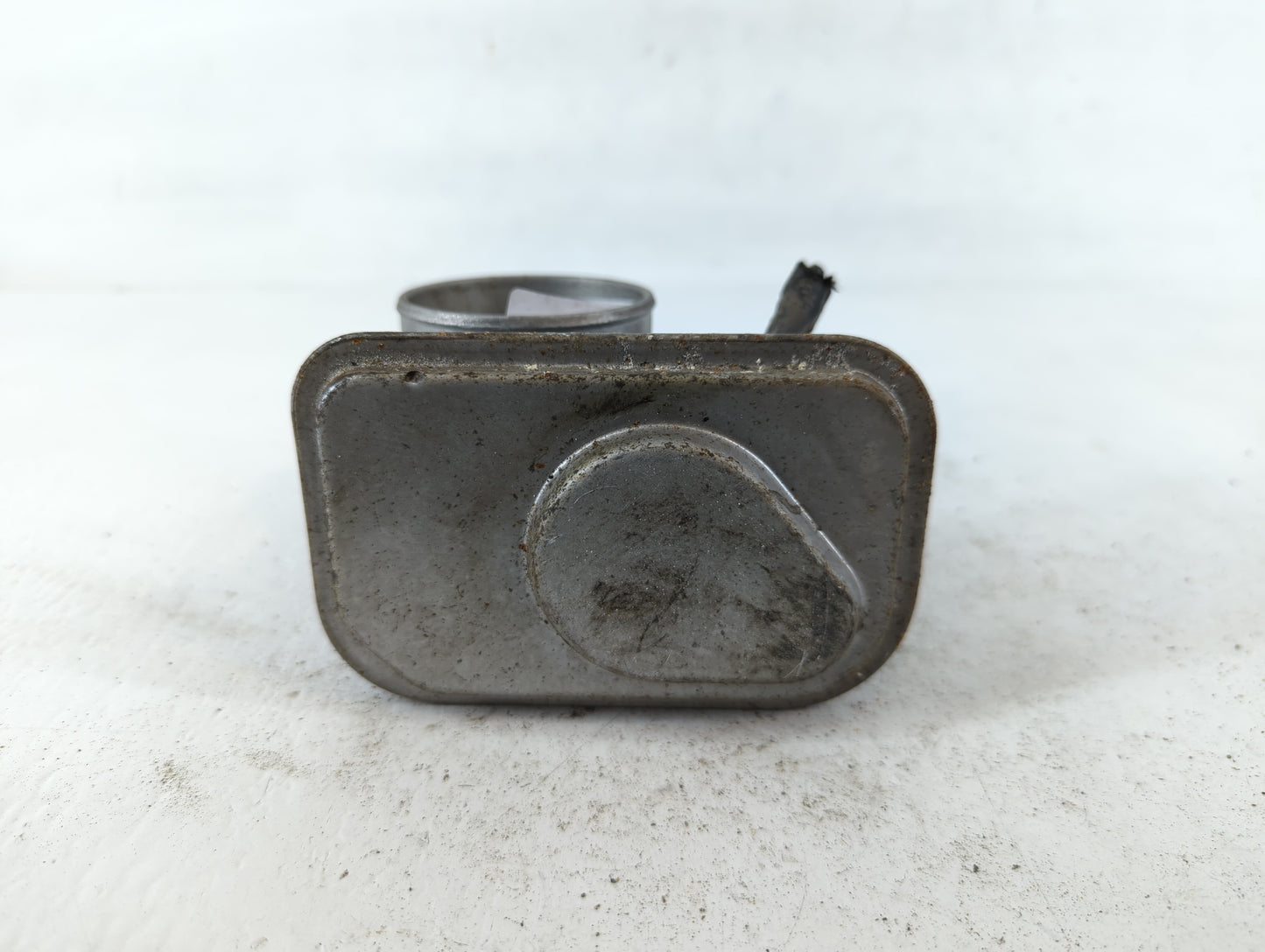 2009-2018 Dodge Journey Throttle Body Fits Fits 2007 2008 2009 2010 2011 2012 2013 2014 2015 2016 2017 2018 OEM Used Auto Pa