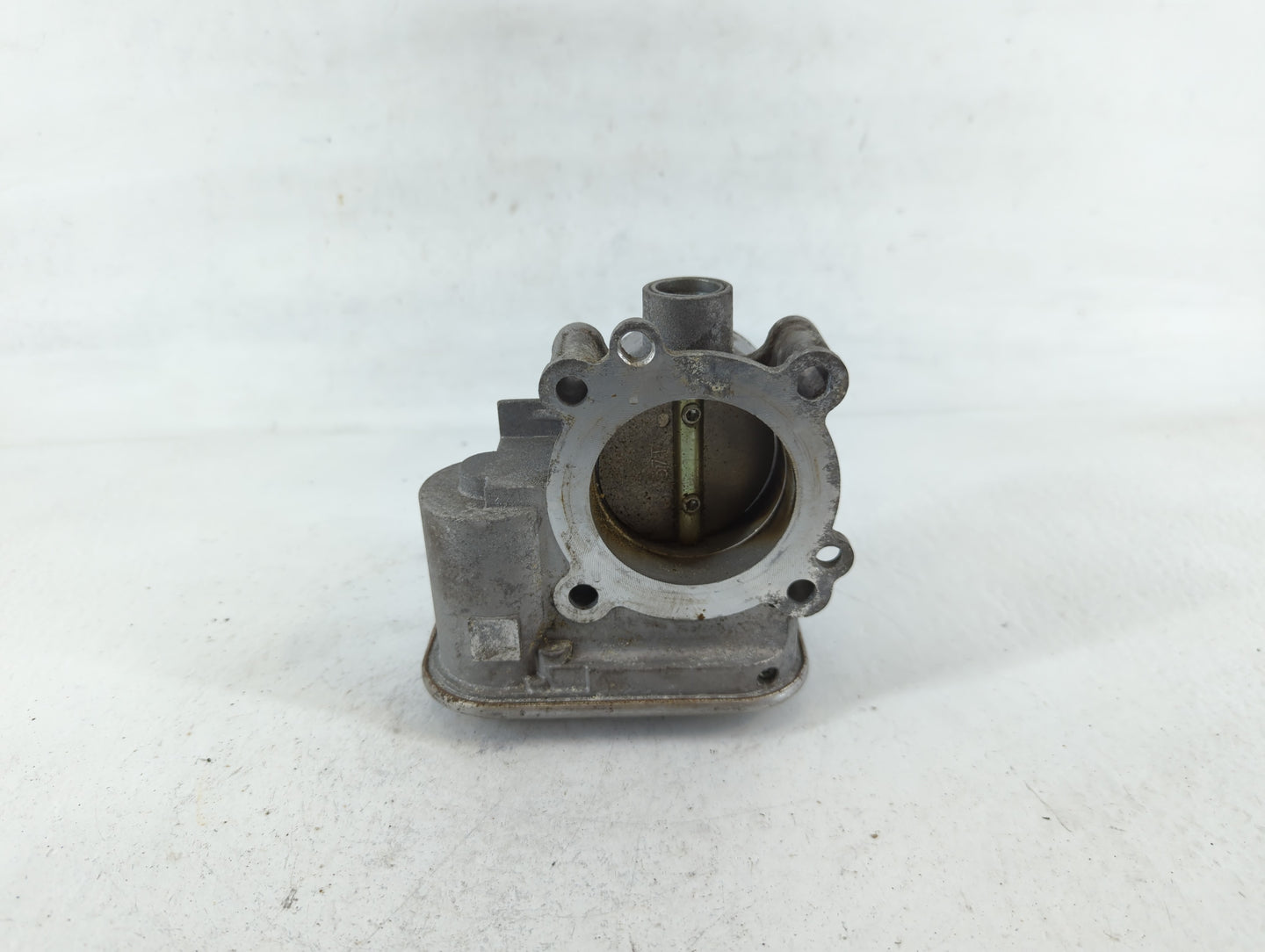 2009-2018 Dodge Journey Throttle Body Fits Fits 2007 2008 2009 2010 2011 2012 2013 2014 2015 2016 2017 2018 OEM Used Auto Pa