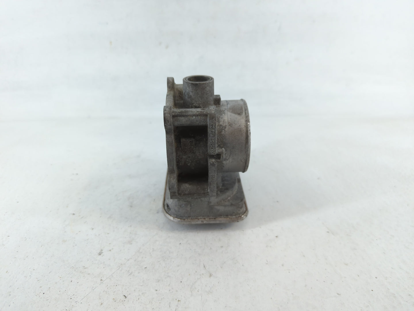 2009-2018 Dodge Journey Throttle Body Fits Fits 2007 2008 2009 2010 2011 2012 2013 2014 2015 2016 2017 2018 OEM Used Auto Pa