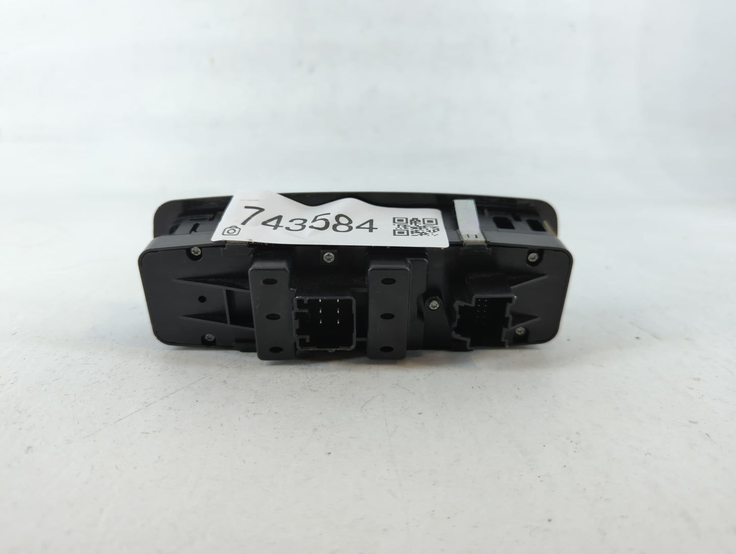 2018-2020 Dodge Journey Master Power Window Switch Replacement Driver Side Left P/N:10139862 68307001AA Fits Fits 2018 2019 