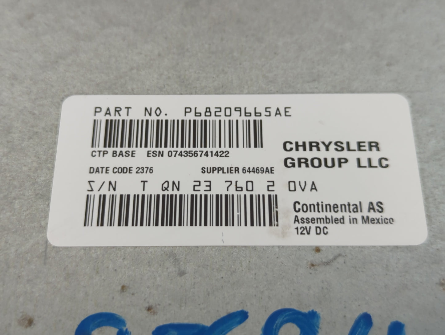 2018-2020 Dodge Journey Radio AM FM Cd Player Receiver Replacement P/N:P68209665AE Fits Fits 2018 2019 2020 OEM Used Auto Pa