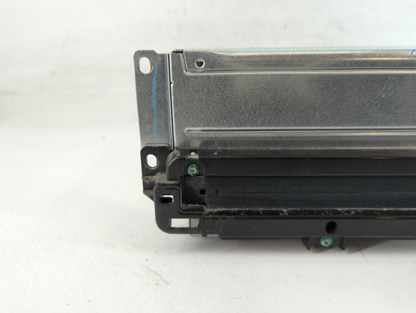 2017 Dodge Journey Radio AM FM Cd Player Receiver Replacement P/N:P68209666AE Fits OEM Used Auto Parts - Oemusedautoparts1.c