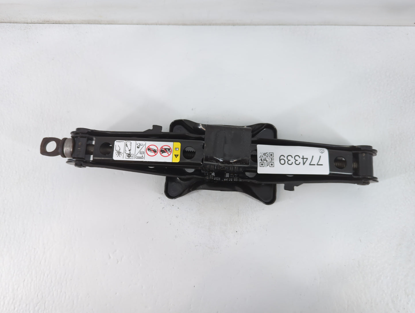 2017 Dodge Journey Spare Scissor Car Jack - Oemusedautoparts1.com