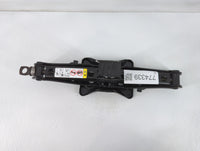 2017 Dodge Journey Spare Scissor Car Jack - Oemusedautoparts1.com