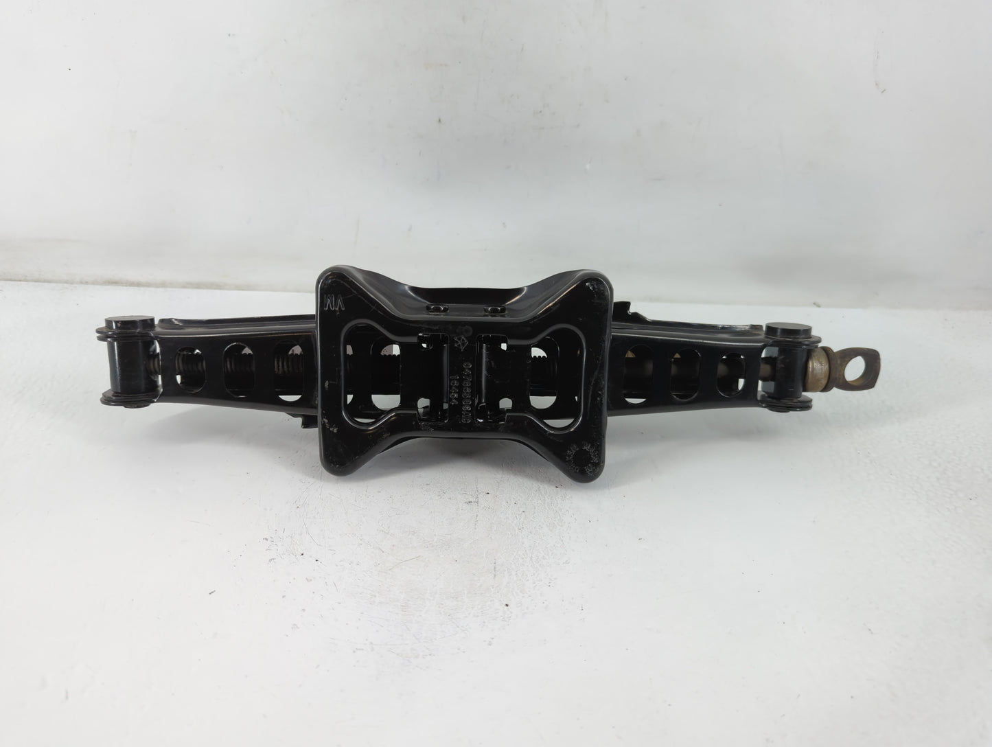 2017 Dodge Journey Spare Scissor Car Jack - Oemusedautoparts1.com